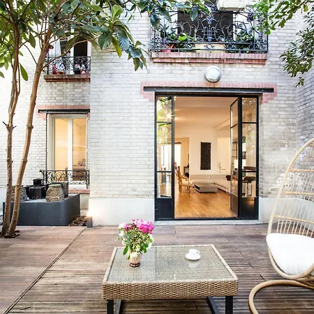 Daire Luxury Jungle Loft With Private Garden, Jacuzzi & Hammam *