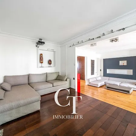 Daire Luxury Jungle Loft With Private Garden, Jacuzzi & Hammam *