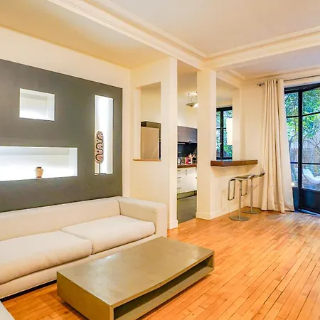 Daire Luxury Jungle Loft With Private Garden, Jacuzzi & Hammam *