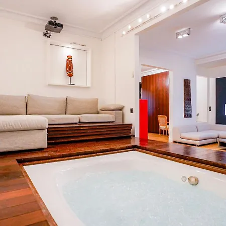 Daire Luxury Jungle Loft With Private Garden, Jacuzzi & Hammam *