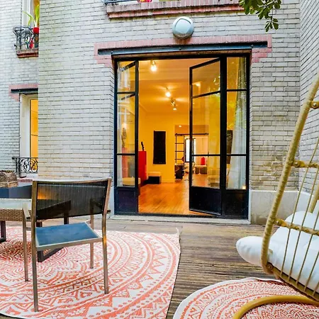 Luxury Jungle Loft With Private Garden, Jacuzzi & Hammam Paris