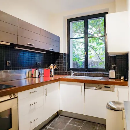 Luxury Jungle Loft With Private Garden, Jacuzzi & Hammam